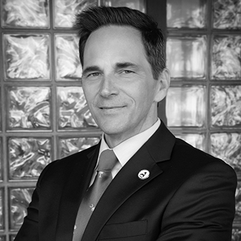 Headshot of Dr. Daniel J. Heimmermann