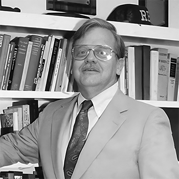 Headshot of Dr. Robert E. Alexandeer